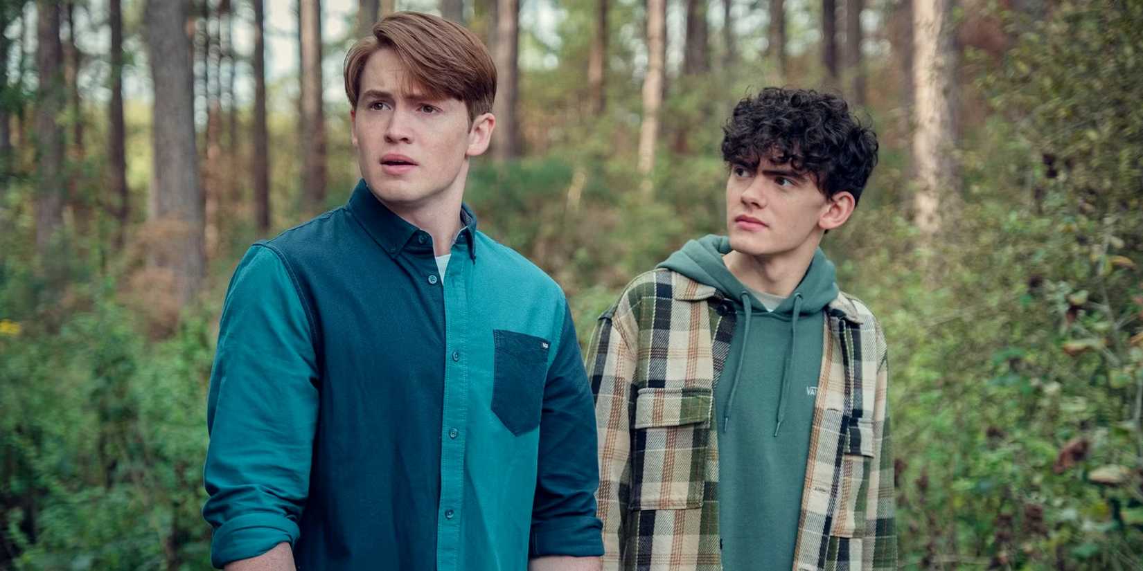 Kit Connor and Joe Locke, as Nick and Charlie, in an episode of Heartstopper