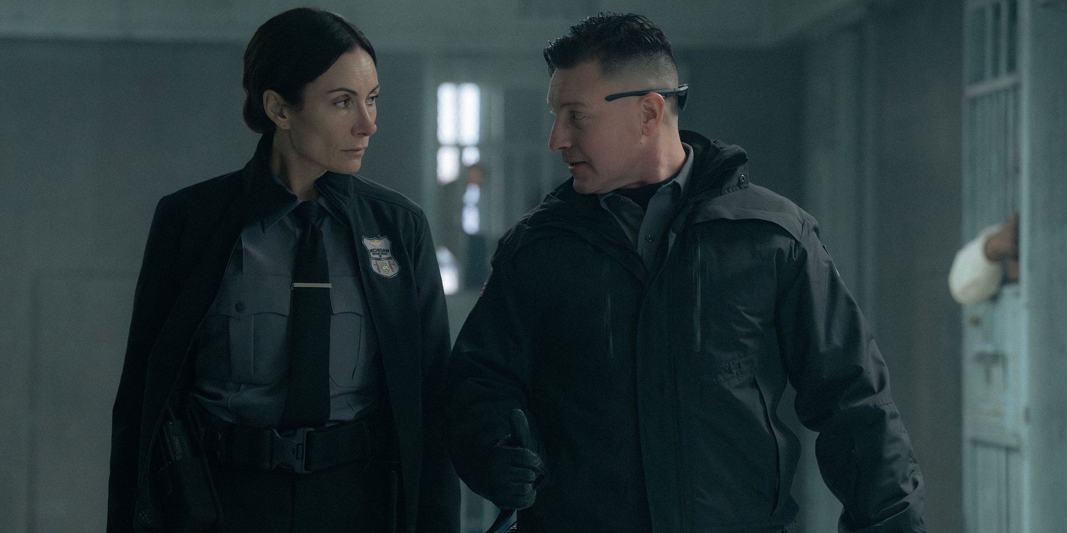 Lane Garrison's Carney talking with Laura Benanti's Cindy in Mayor of Kingstown season 4