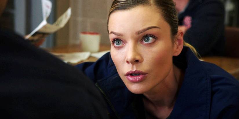 Lauren German as Leslie Shay in Chicago Fire season 2, episode 12