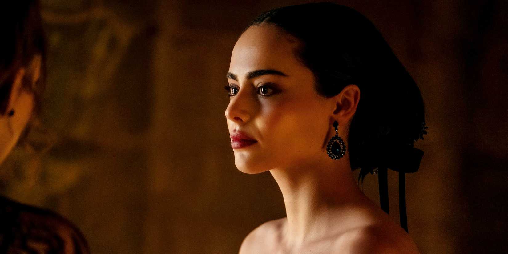 Lizzy looking sad in The Buccaneers season 2 finale 