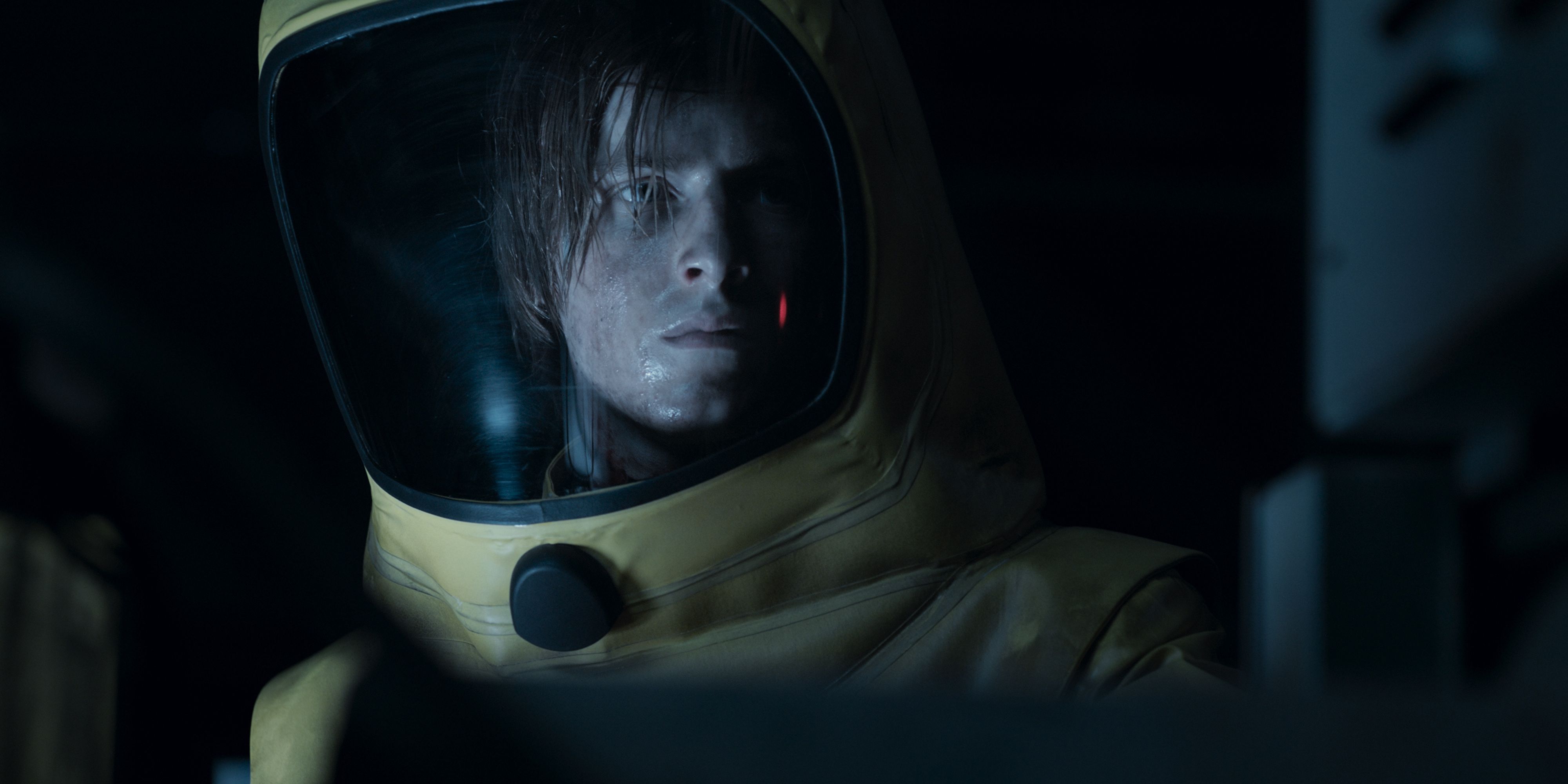 Louis Hofmann as Jonas Kahnwald in Dark