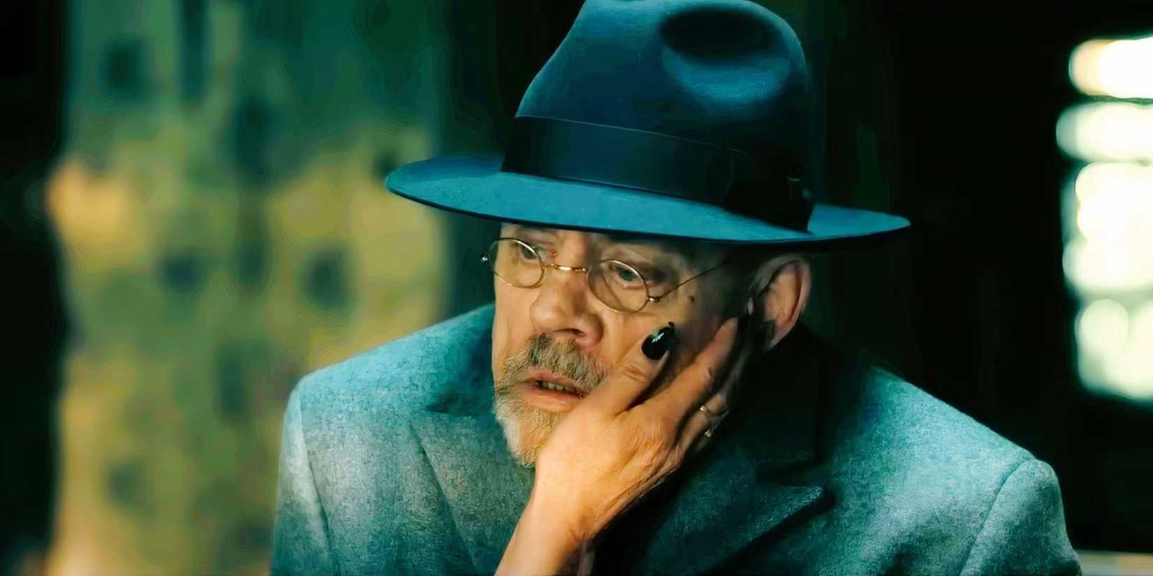 Mark Hamill in The Life of Chuck