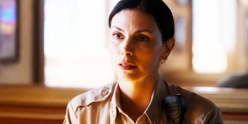 Sheriff Country Trailer Reveals Morena Baccarin Leading The First Fire ...