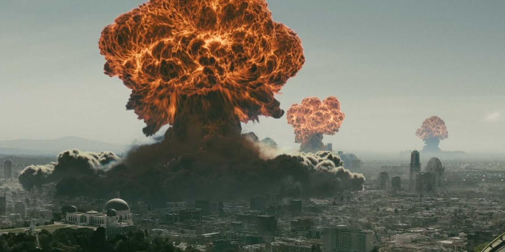 Mushroom clouds in Los Angeles in Fallout