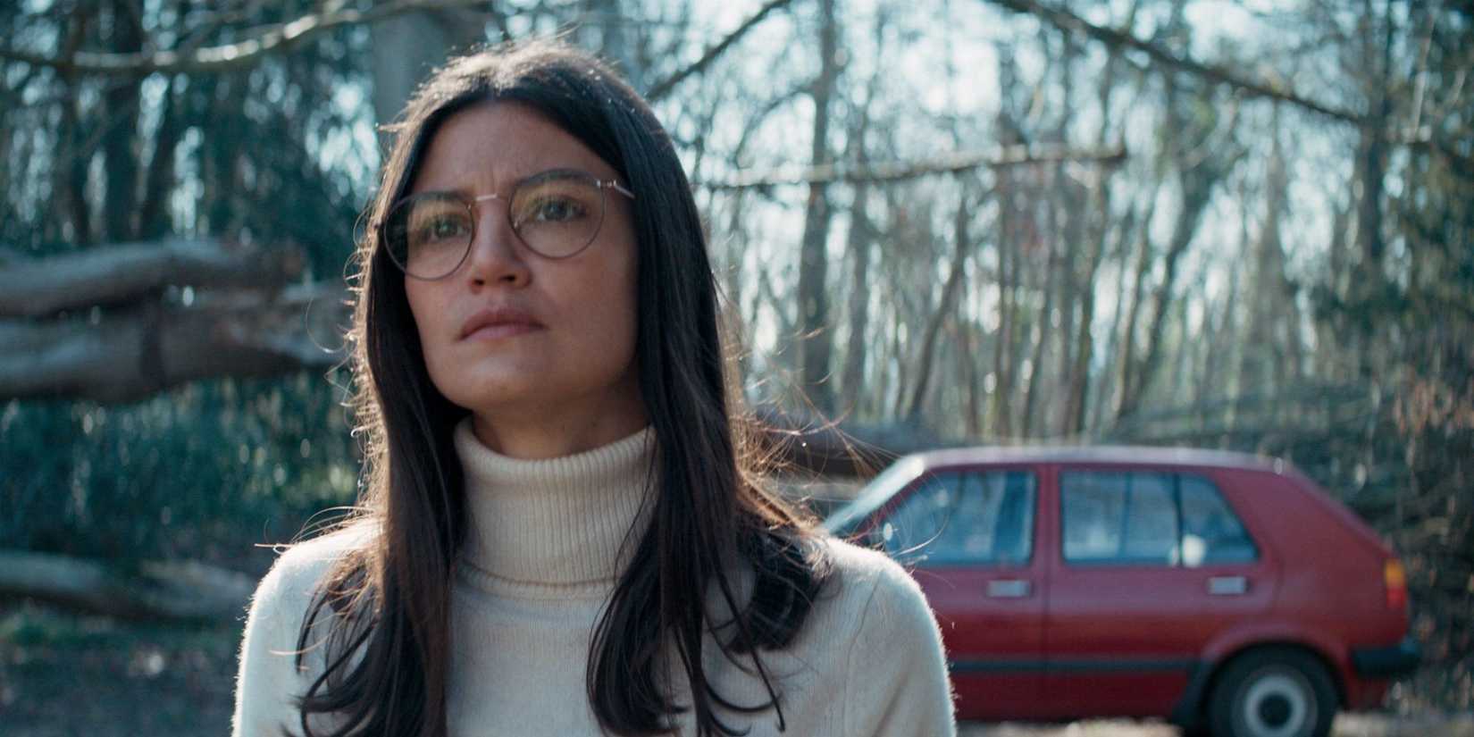 Lucie Boujenah as Camille in Marianne