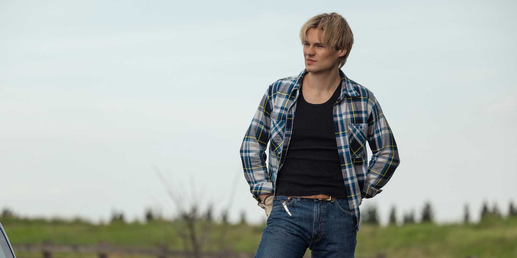 Noah LaLonde as Cole Walter in My Life With the Walter Boys season 2(1)