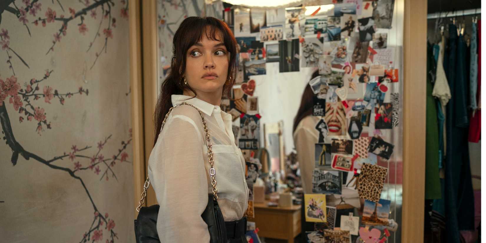 Olivia Cooke looks over her should in The Girlfriend