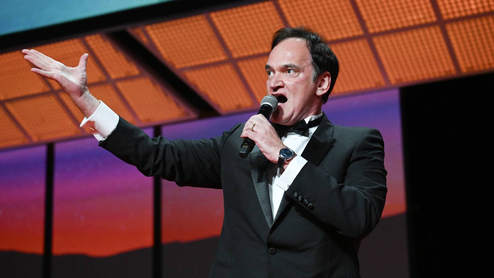 Quentin Tarantino Returns To Performing In Greatest Function Since 1996 Quentin Tarantino Returns To Performing In Greatest Function Since 1996