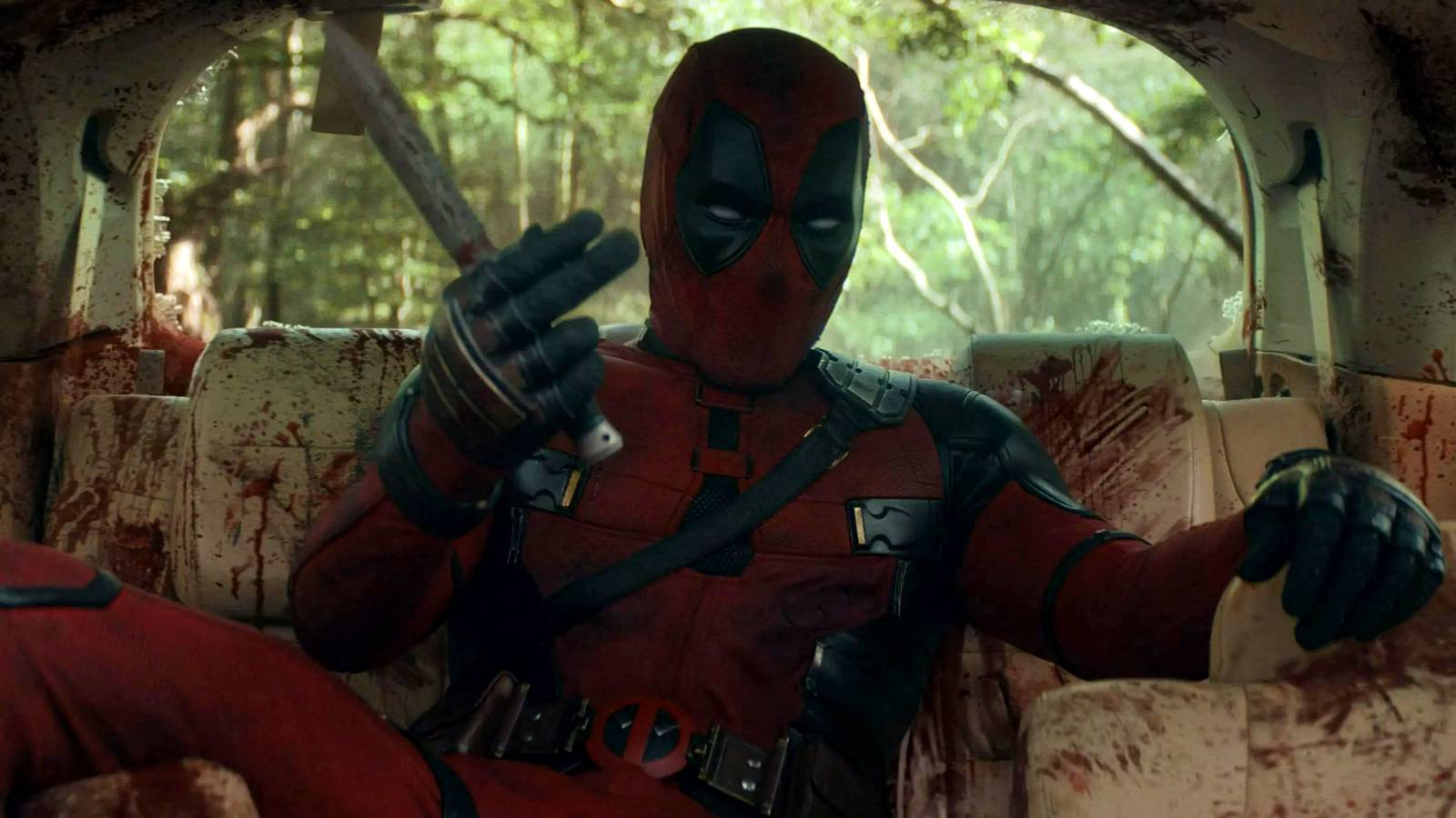 Top 10 Epic Battles Between MCU Heroes Ranked