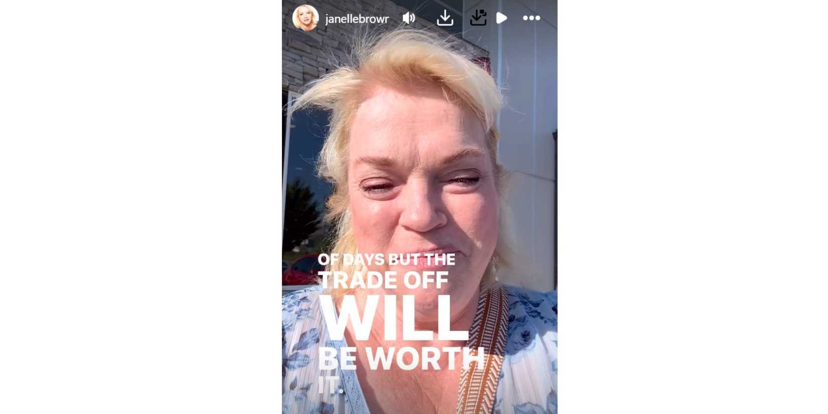 Sister Wives Janelle Brown talking in an Instagram Story