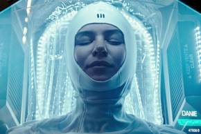 Katherine Waterston with her eyes closed while in hypersleep in a scene from Alien: Covenant