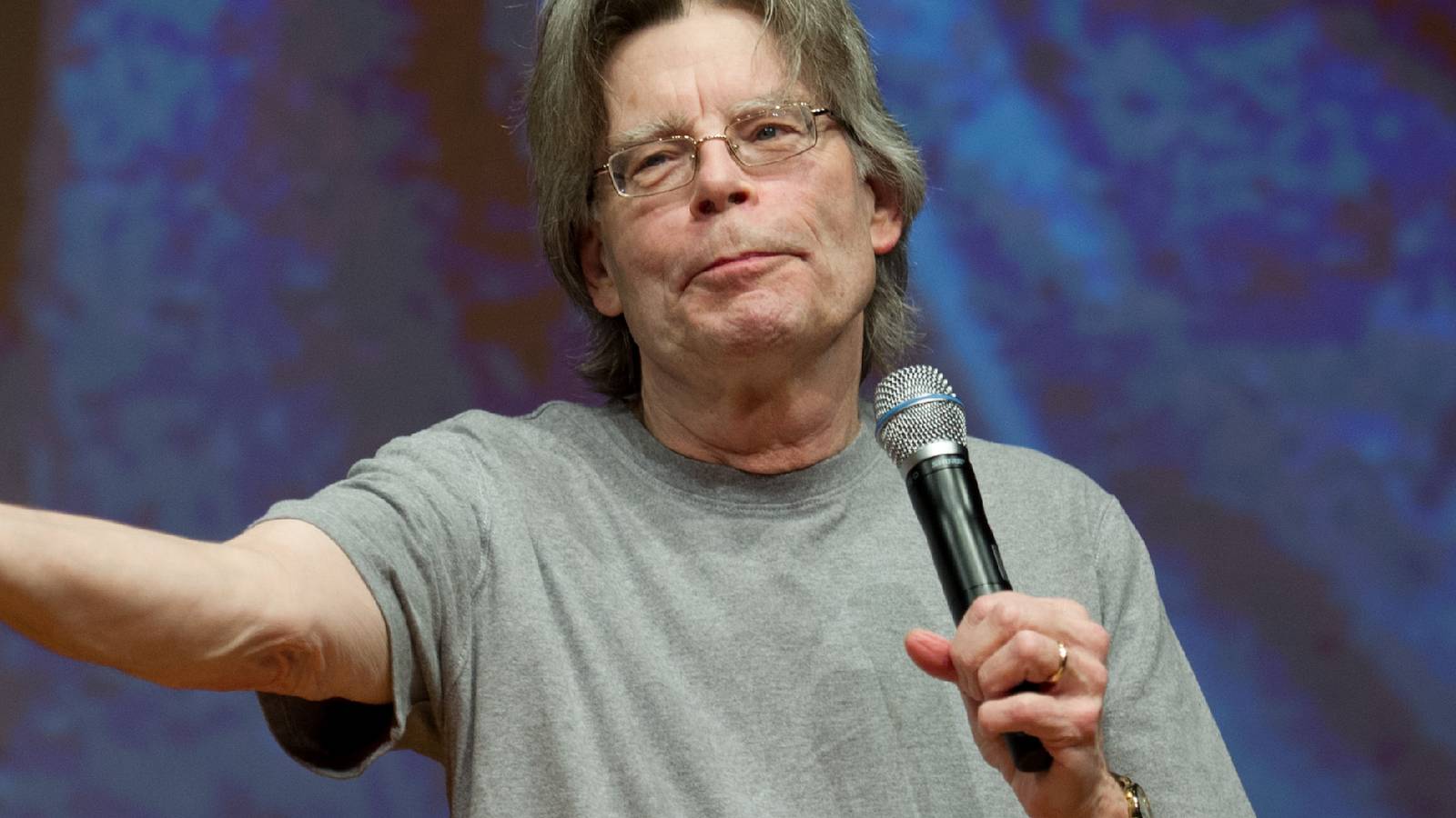 Amazon's Canceled 10-Part Stephen King Salem's Lot Series Finally Returns As American Streaming Hit 5 Years Later