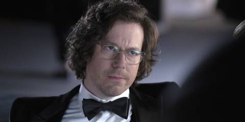 John Gallagher Jr. as Liam Dempsey wearing a bowtie in Westworld season 3
