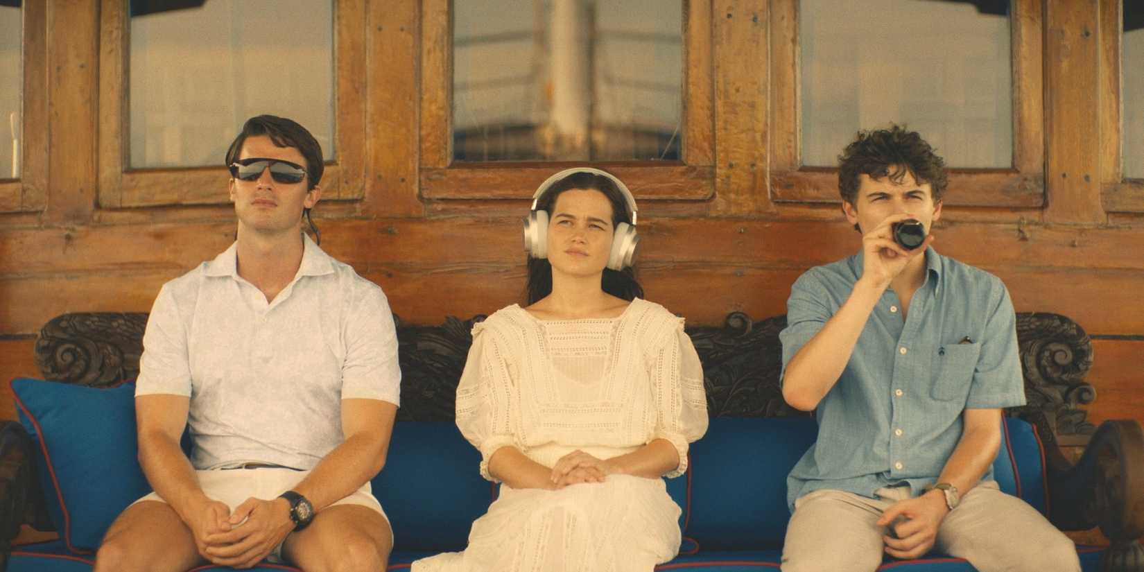 The White Lotus Season 4 Confirms Twin Areas In France The White Lotus Season 4 Confirms Twin Areas In France