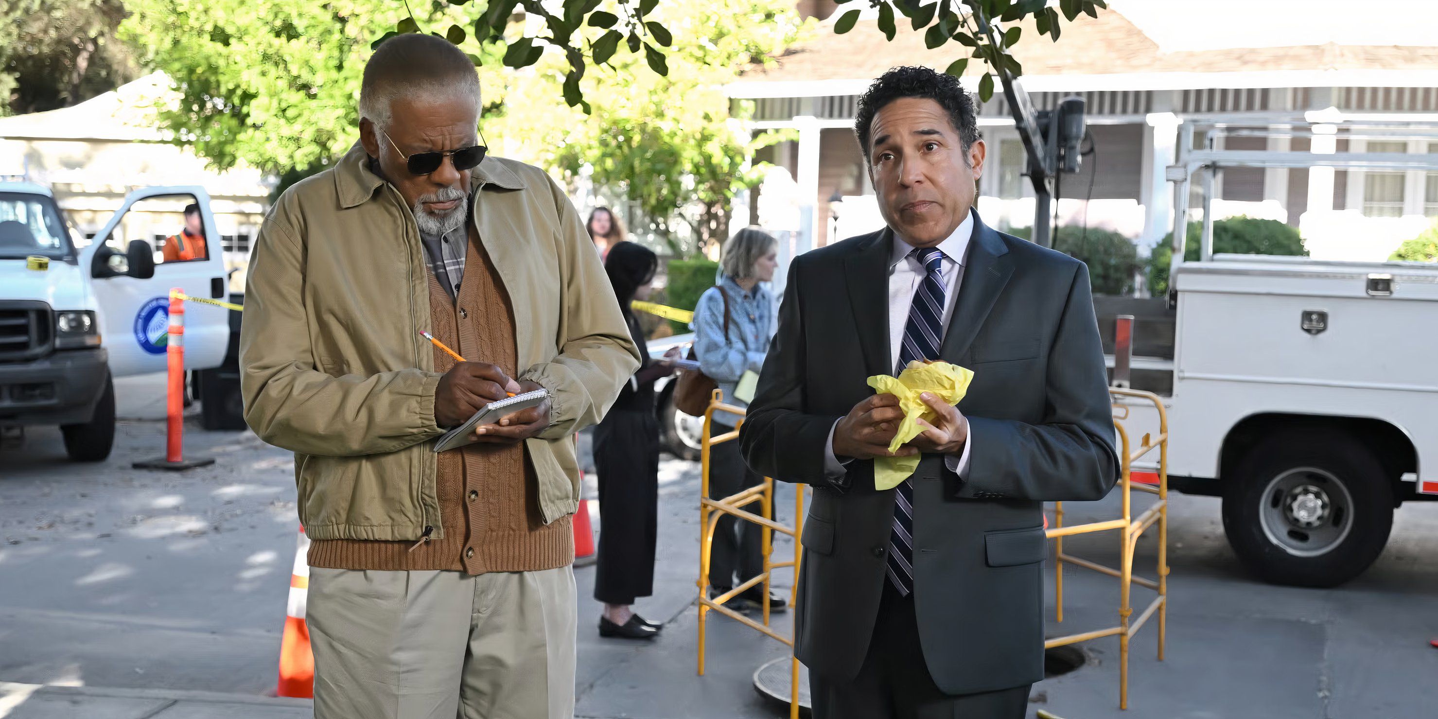 The Paper vs The Office: 6 Reasons The Spinoff Surpassed the Original's Debut Season Score on Rotten Tomatoes