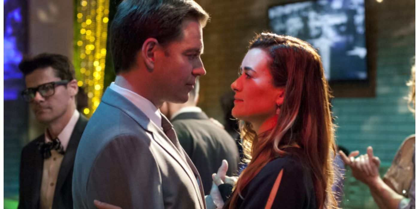 Tony and Ziva in NCIS sharing a romantic dance