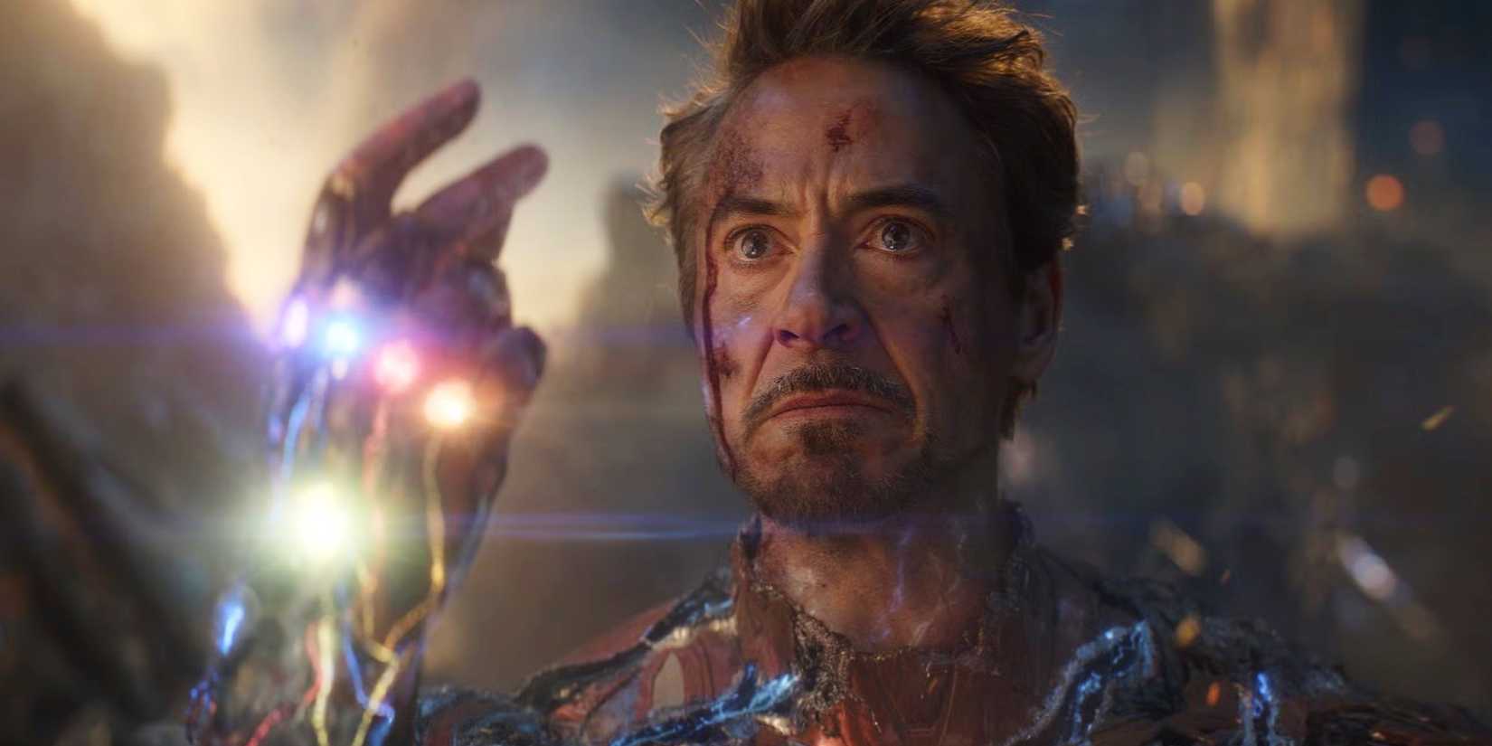 Tony Stark Infinity Gauntlet Snap Scene in Avengers Endgame