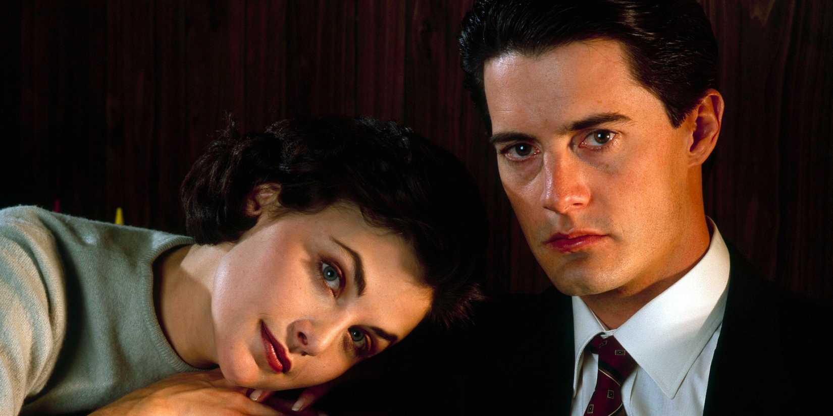 Kyle MacLachlan and Sherilyn Fenn in Twin Peaks