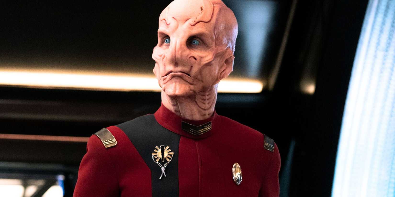 Doug Jones como Saru em Star Trek: Discovery.