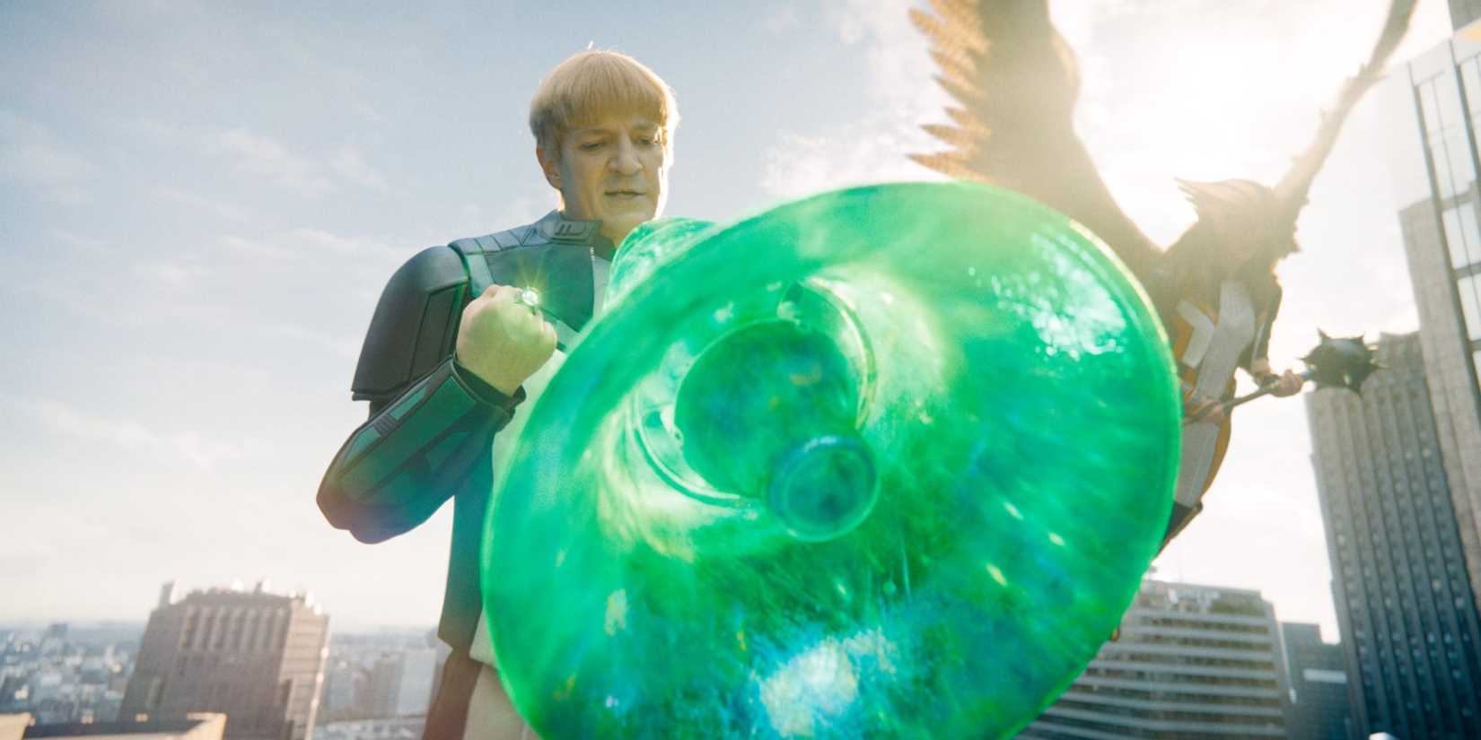 Nathan Fillion as Guy Gardner in the Superman movie using his powers