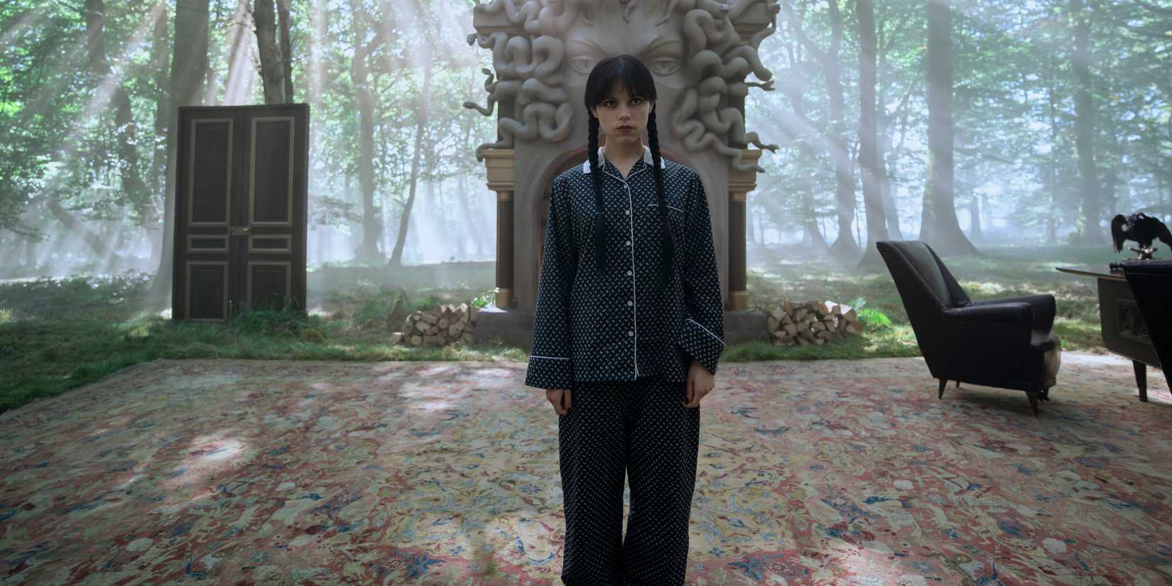 Wednesday Spring Outside Weems' Suspicious Return As Wednesday's Spirit Guide In Season 2, Part 2