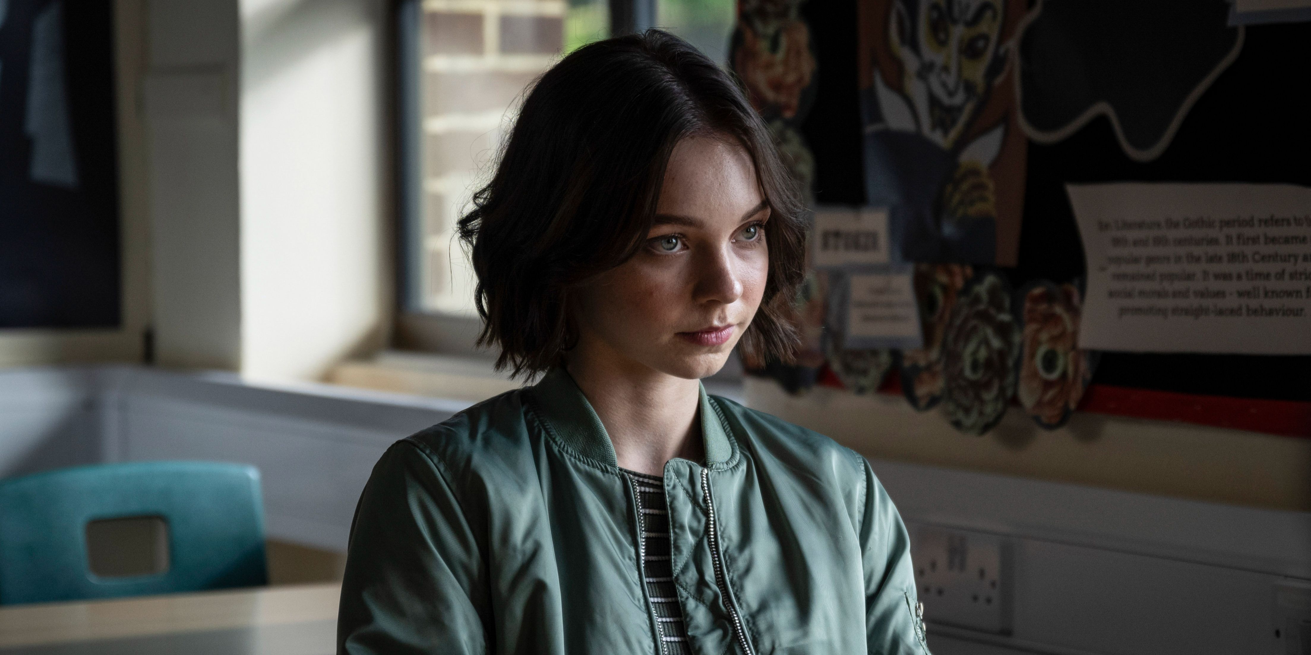 Emma Myers as Pip smiling in A Good Girl's Guide to Murder.