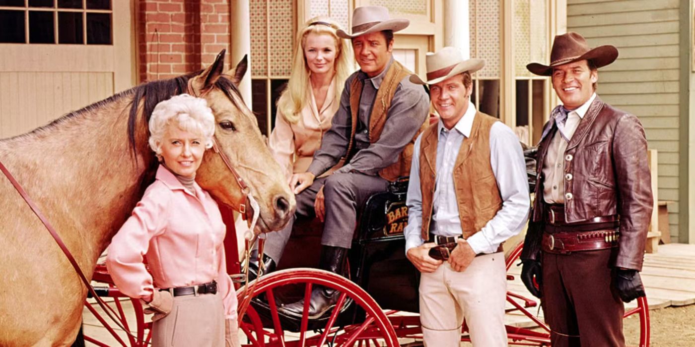 Barbara Stanwyck con il cast de The Big Valley