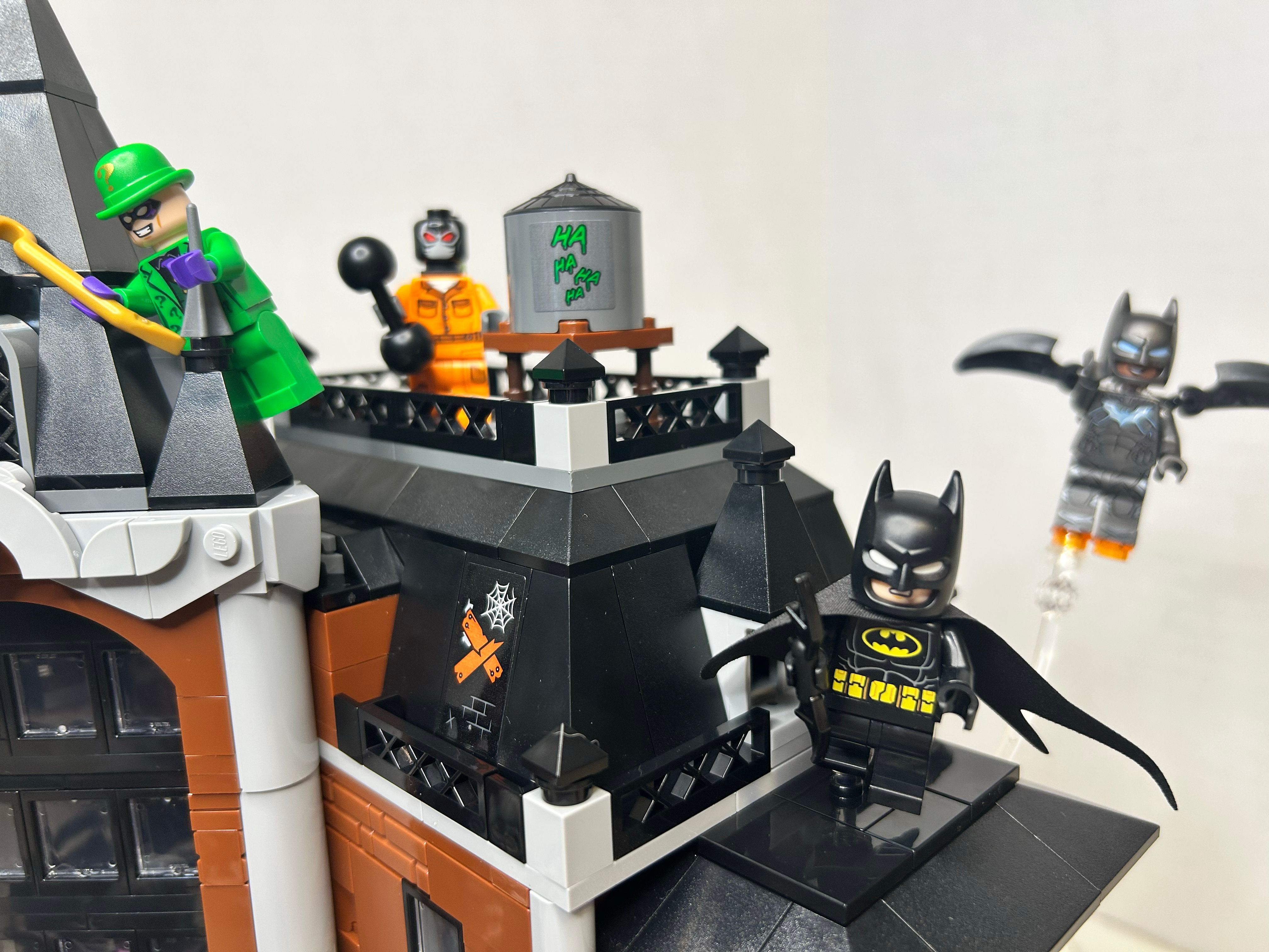 LEGO Batman Arkham Asylum Set Review and Build Guide