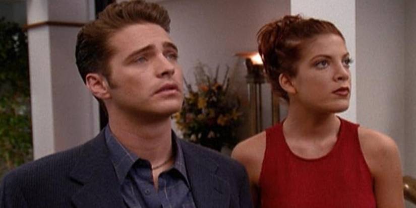 Brandon (Jason Priestley) e Donna (Tori Spelling) em Beverly Hills, 90210