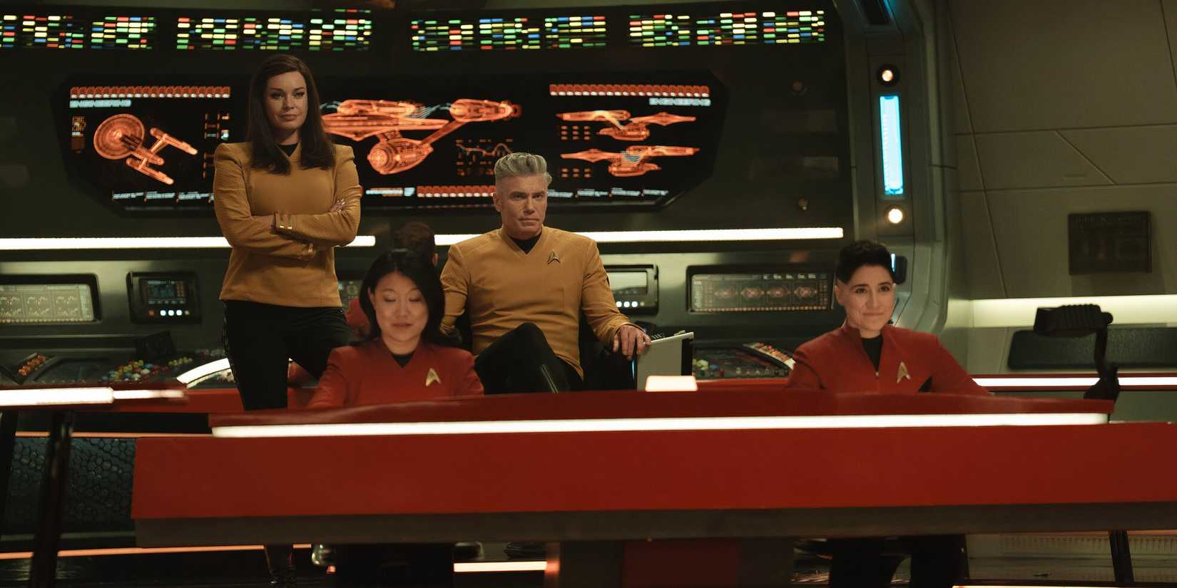 Captain Pike in command of USS Enterprise bridge-2