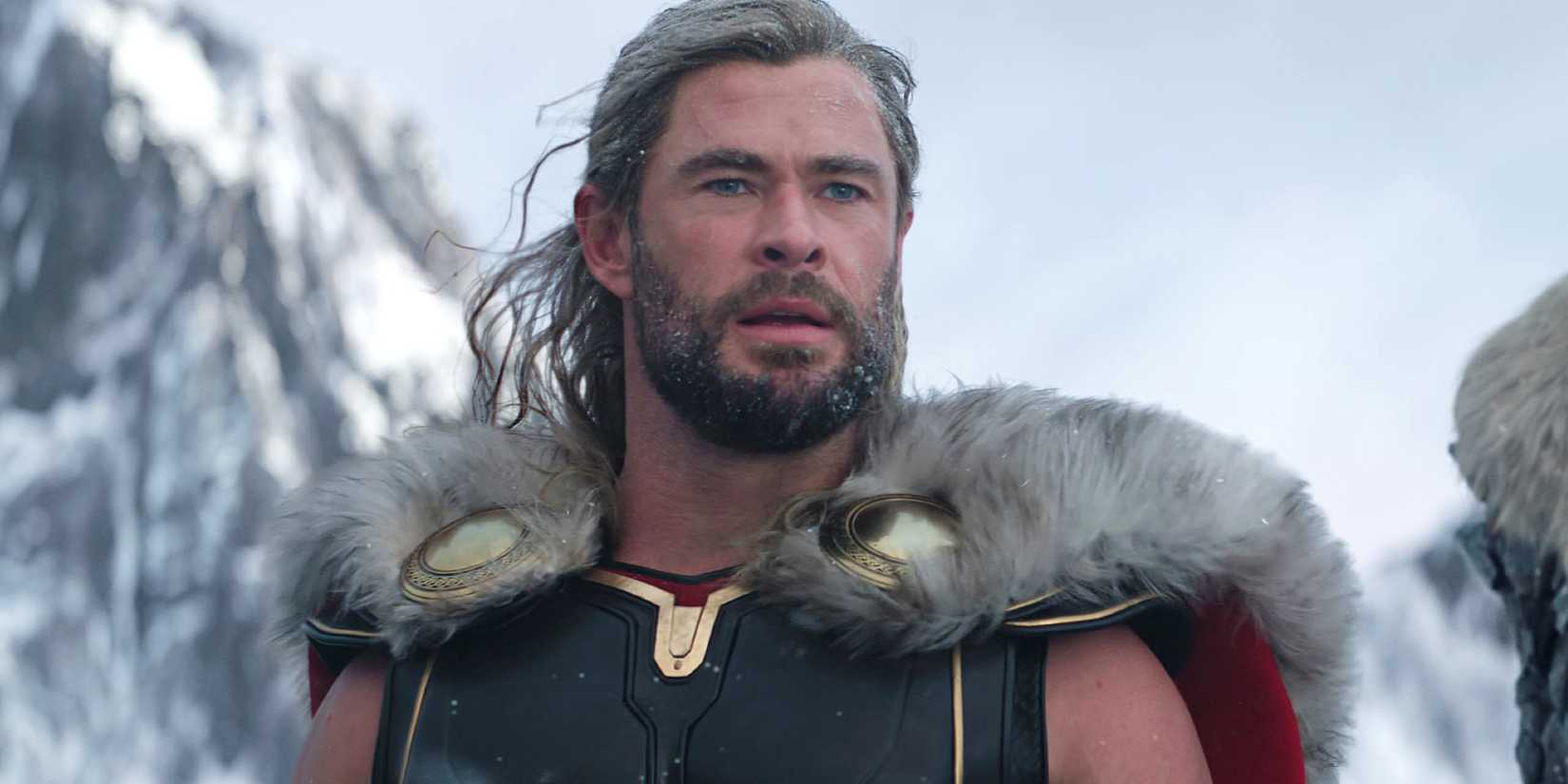 Chris Hemsworth como Thor em Thor: Amor e Trovão