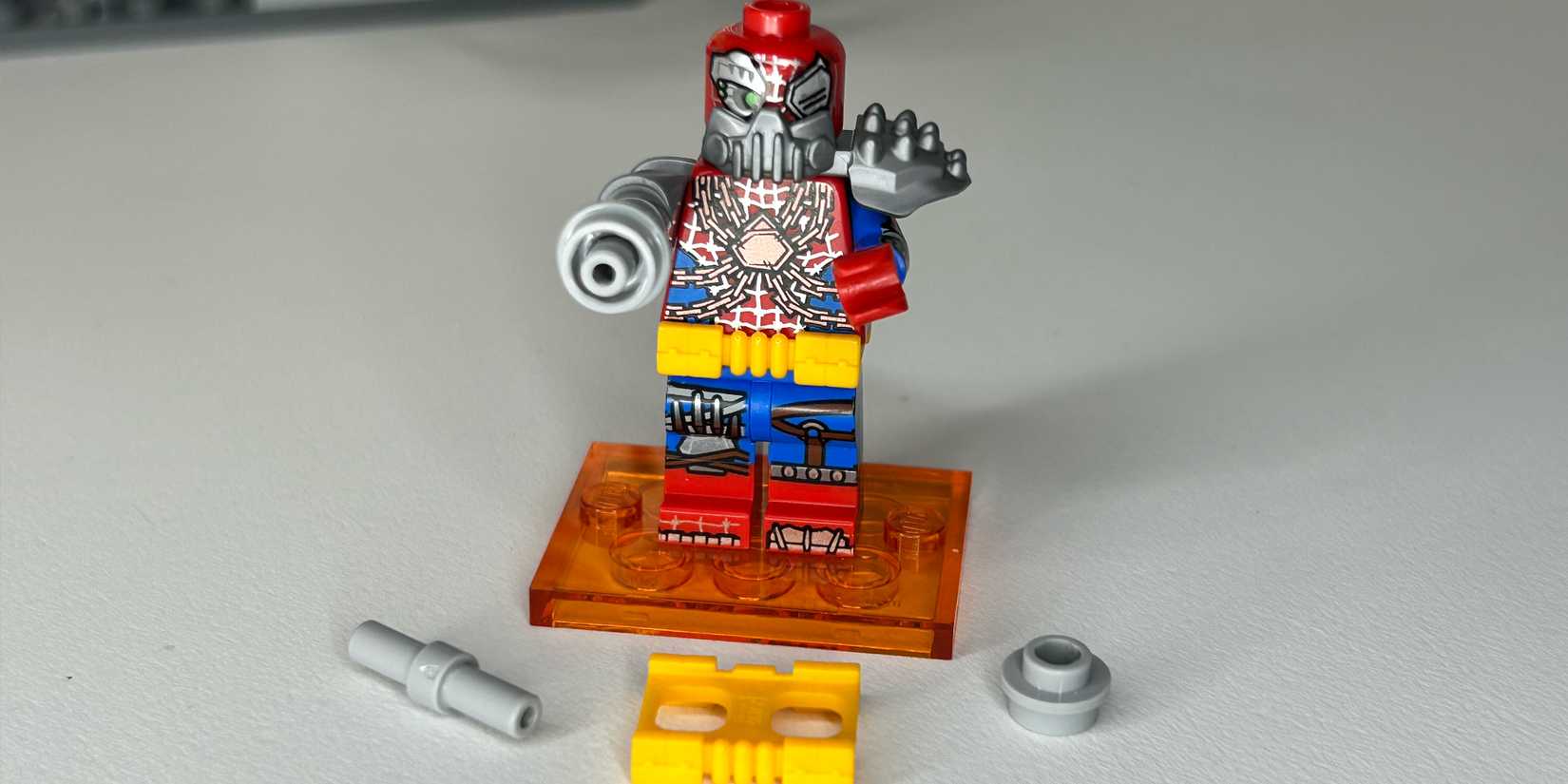 Cyborg Spider-Man LEGO Spider-Verse