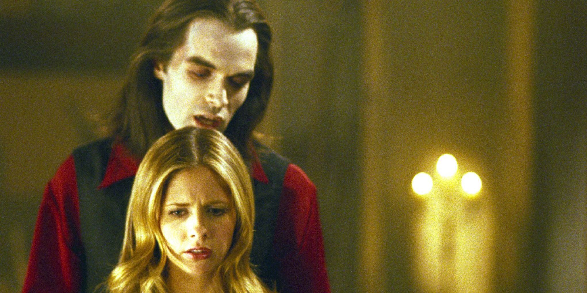 Buffy Summers confrontando o mal em Buffy, a Caça-Vampiros