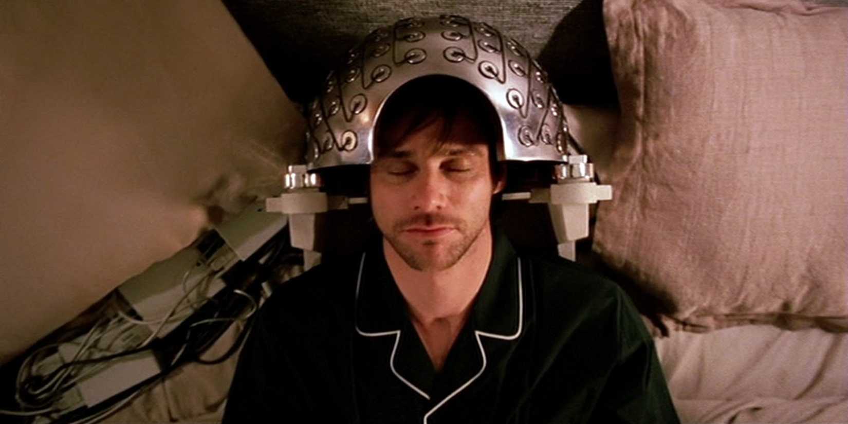 Joel has his memories erased in Eternal Sunshine of the Spotless Mind
