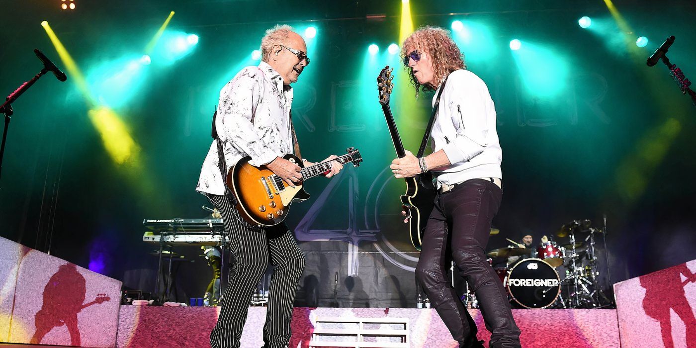 Foreigner Offers To Be Taylor Swift's Wedding Band: A Bold Move