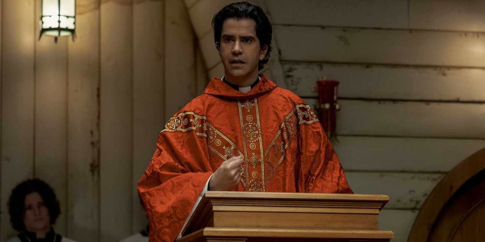 Hamish Linklater standing at a pulpit in Midnight Mass