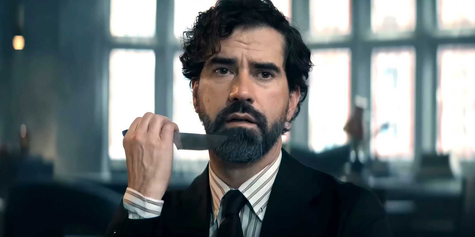 Hamish Linklater's Cipher holding a knife and looking disinterested in Gen V season 2