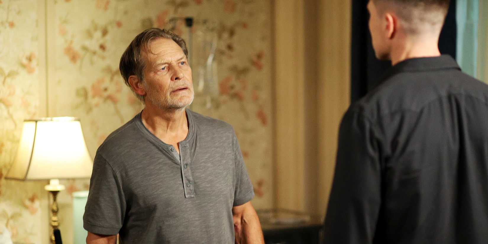 James Remar as Tom Bradford and Eric Winter as Tim Bradford in The Rookie season 4, episode 9