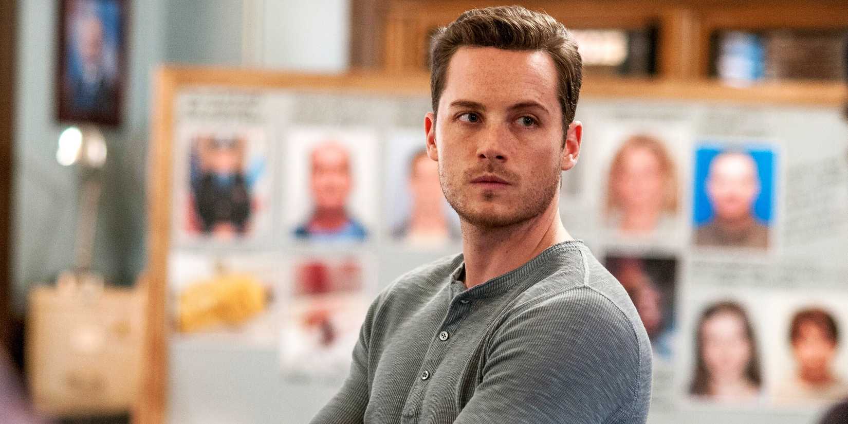 Jesse Lee Soffer as Jay Halstead in Chicago PD season 2, episode 7