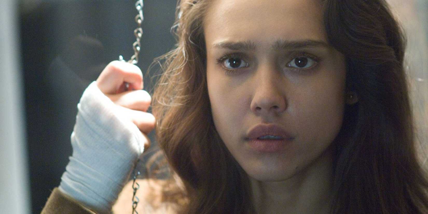 Jessica Alba as Sydney in The Eye remake