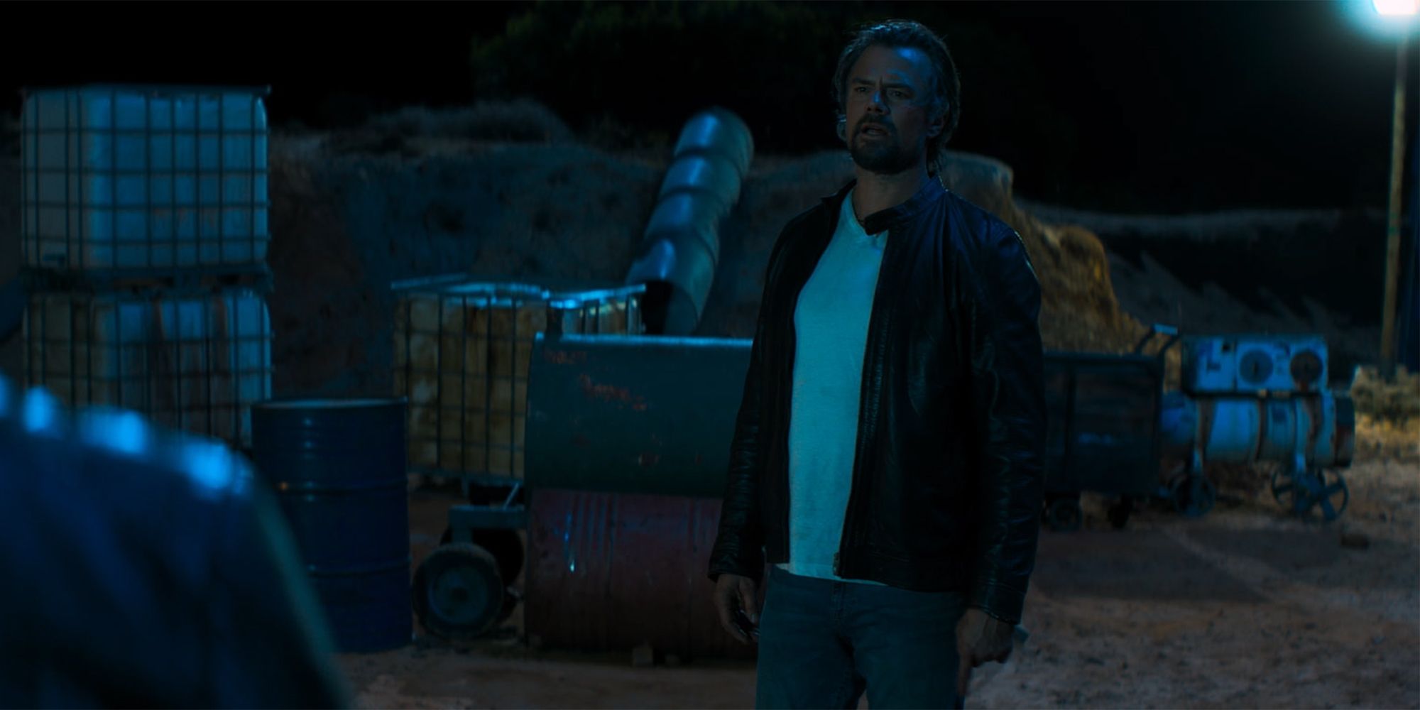 Josh Duhamel Tries To Avoid A Shootout In London Calling Clip