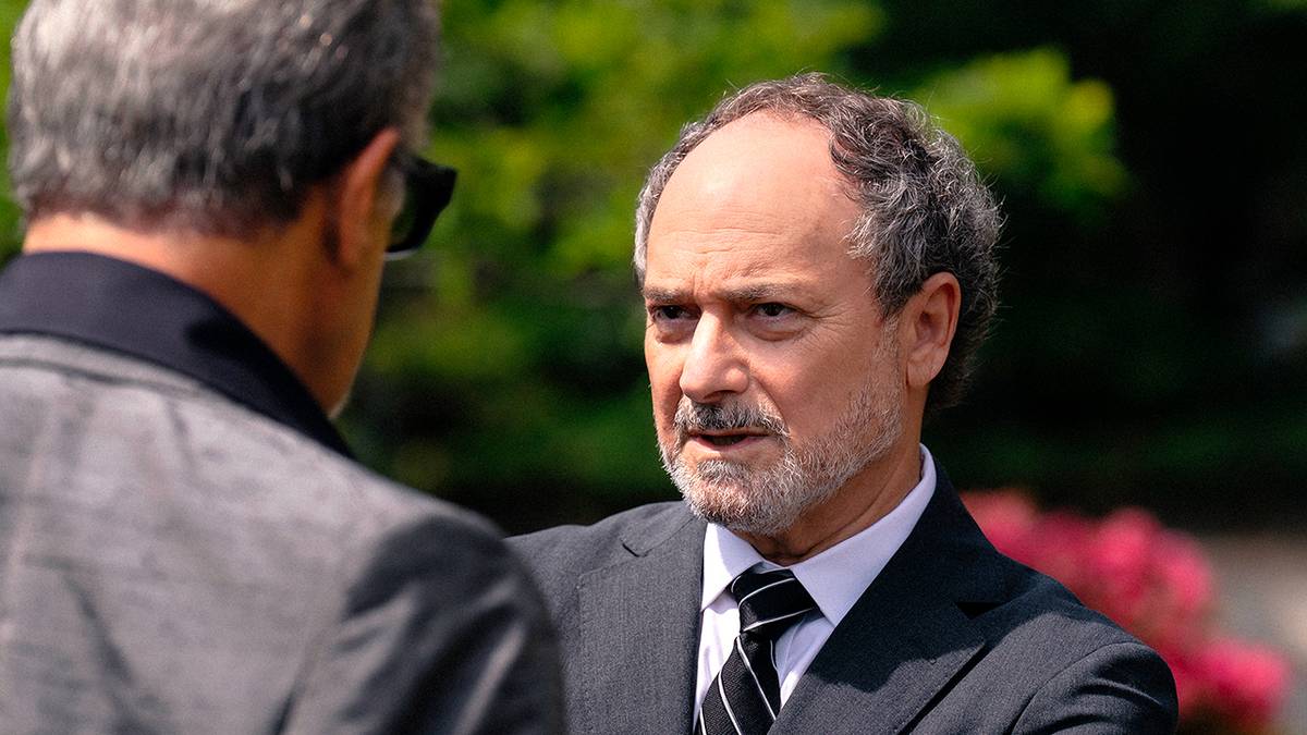 Taylor Sheridan’s 4-Part Sopranos Meets Yellowstone Series Instantly Returns Atop Paramount+’s Charts