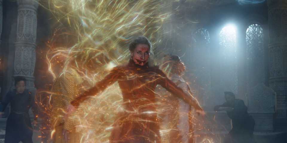 Liandrin channeling a massive siwl of magic all around her in The Wheel of Time