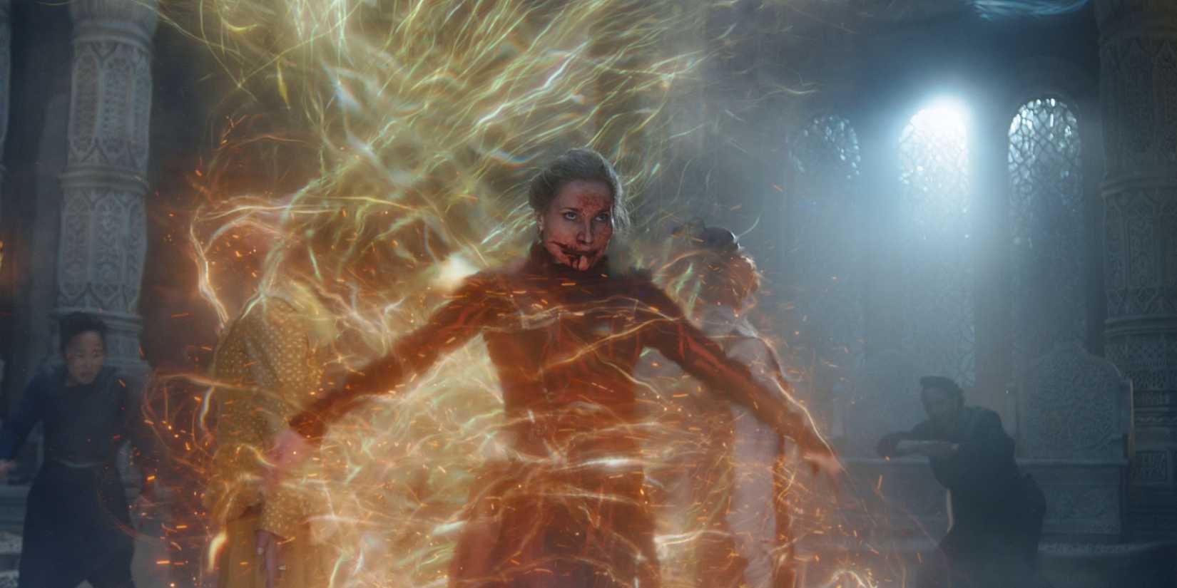 Liandrin canalizando uma enorme quantidade de magia ao seu redor em The Wheel of Time