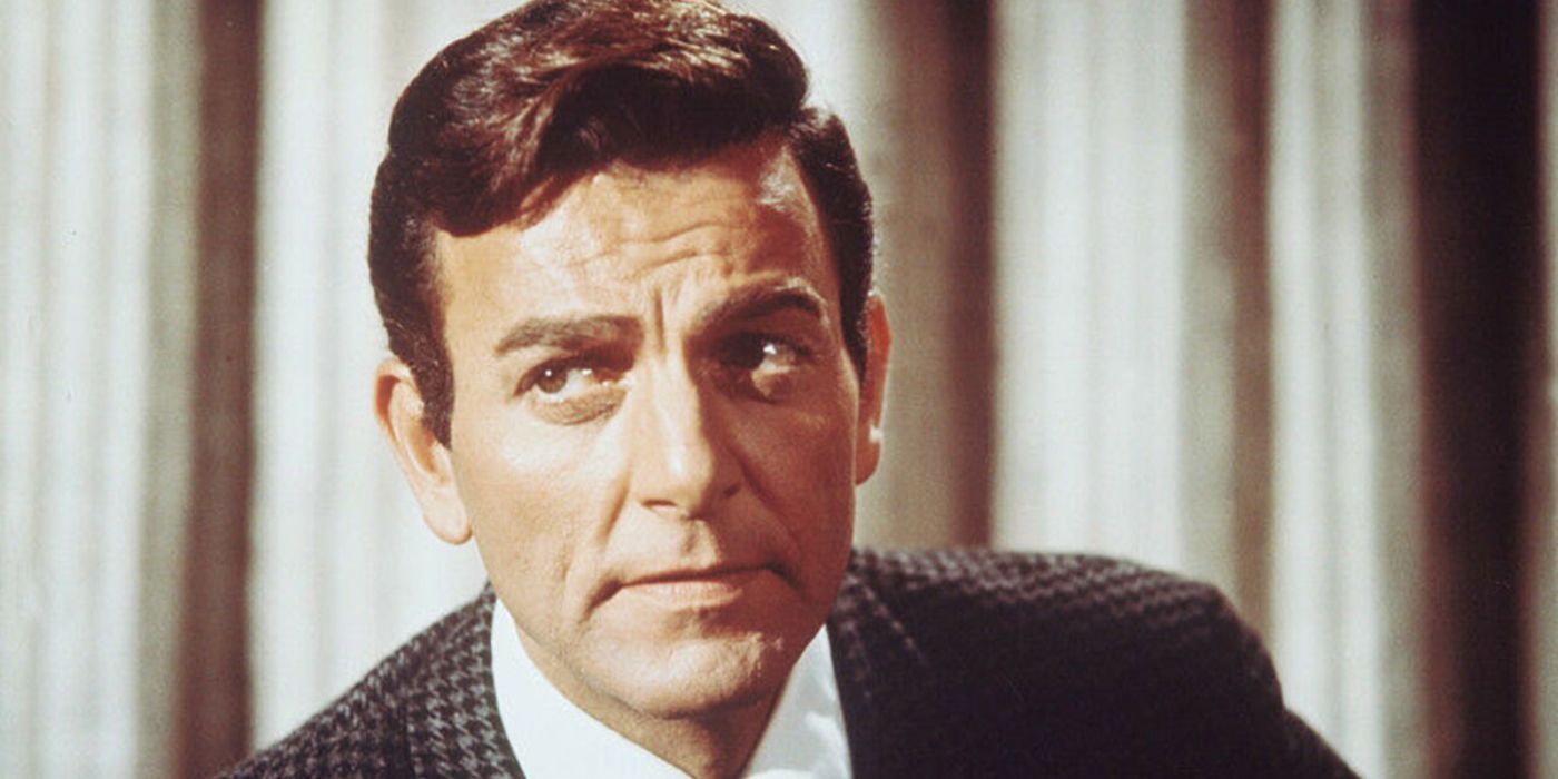Joe Mannix (Mike Connors) in Mannix