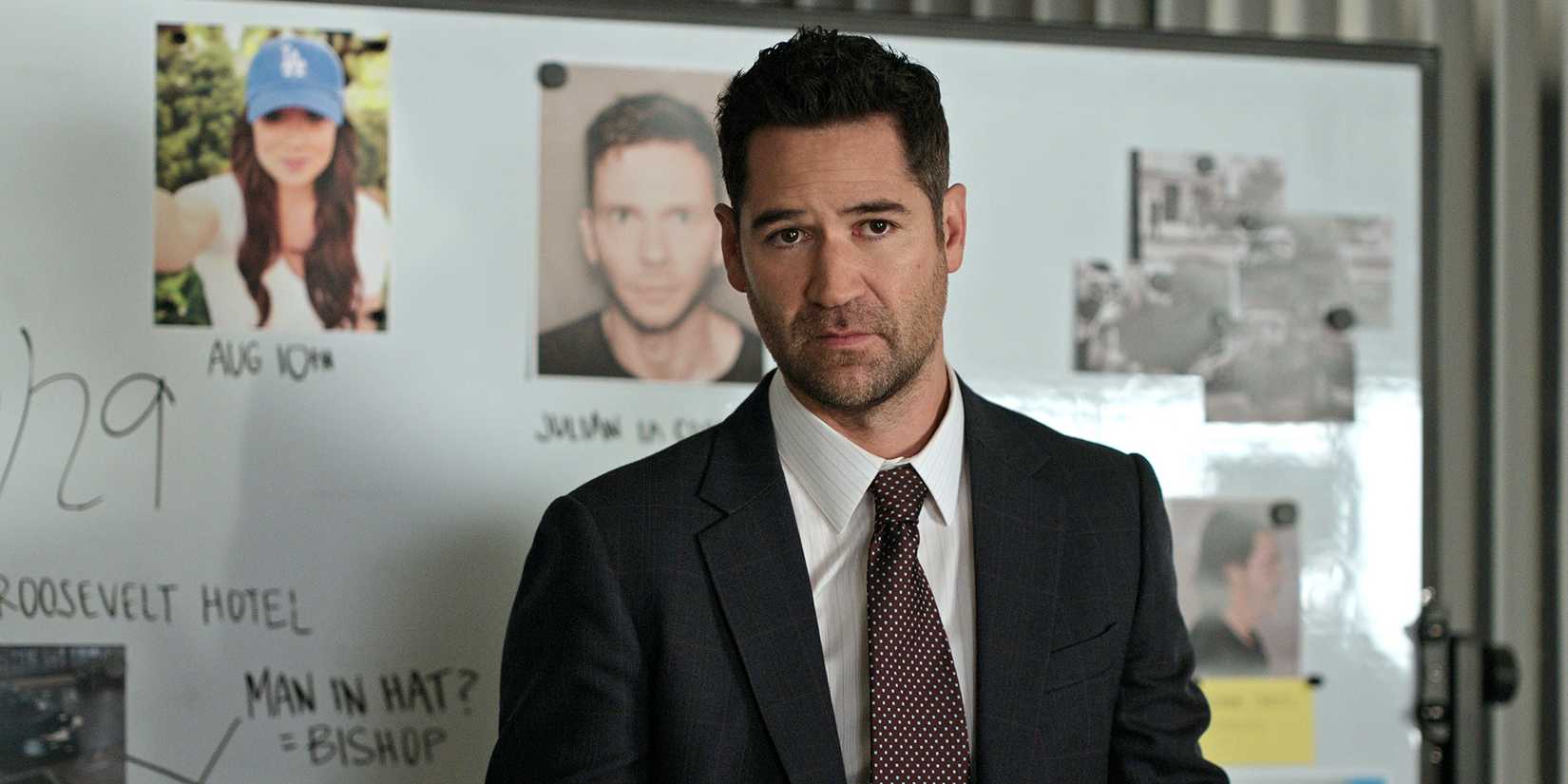 Manuel Garcia-Rulfo como Mickey Haller em The Lincoln Lawyer