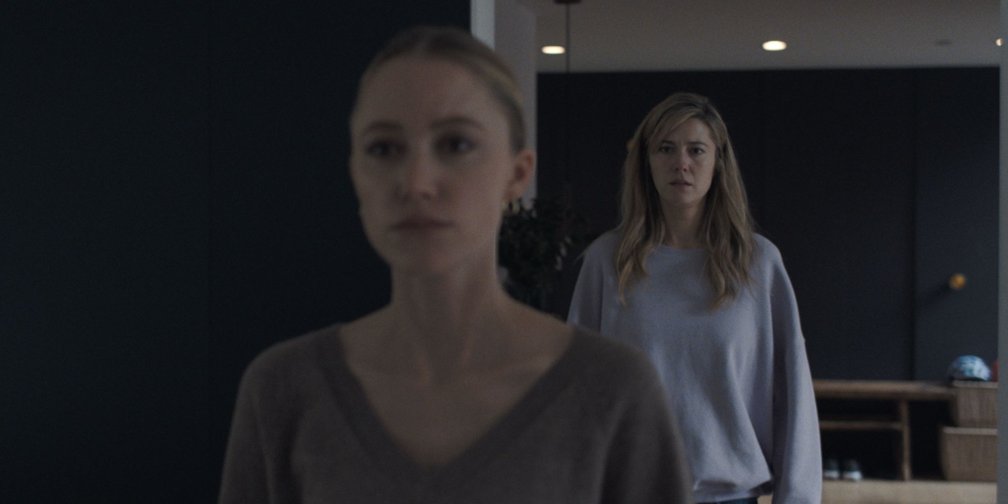 Mary Elizabeth Winstead and Maika Monroe in The Hand That Rocks The Cradle