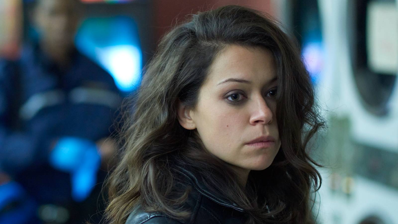 Which Thriller TV Shows Deliver Epic Plot Twists Right from Episode One?