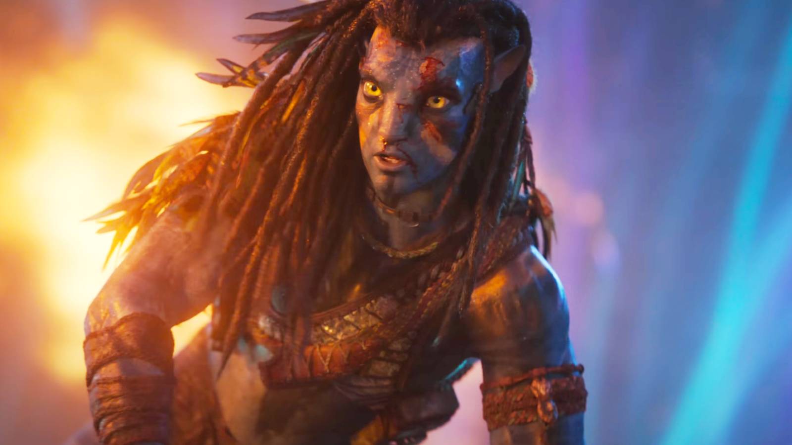 Sam Worthington in the midst of battle as Jake Sully in Avatar Fire and Ash