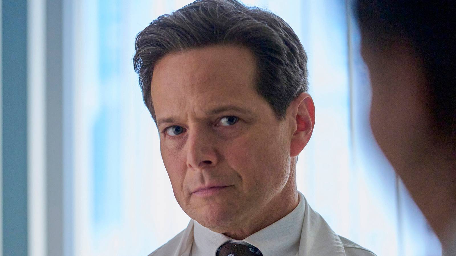 Scott Wolf Returns As Dr. Richard Miller